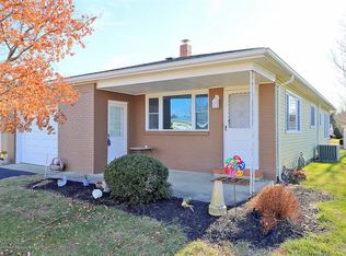 10 Piccadilly Ct, Toms River, NJ