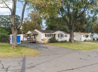 26 Concord Ter, Enfield, CT 06082