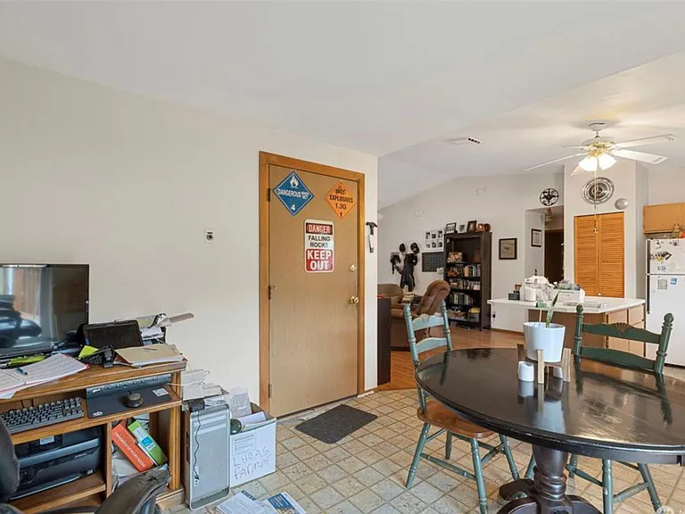7382 Haynes Ln NE — Photo 9