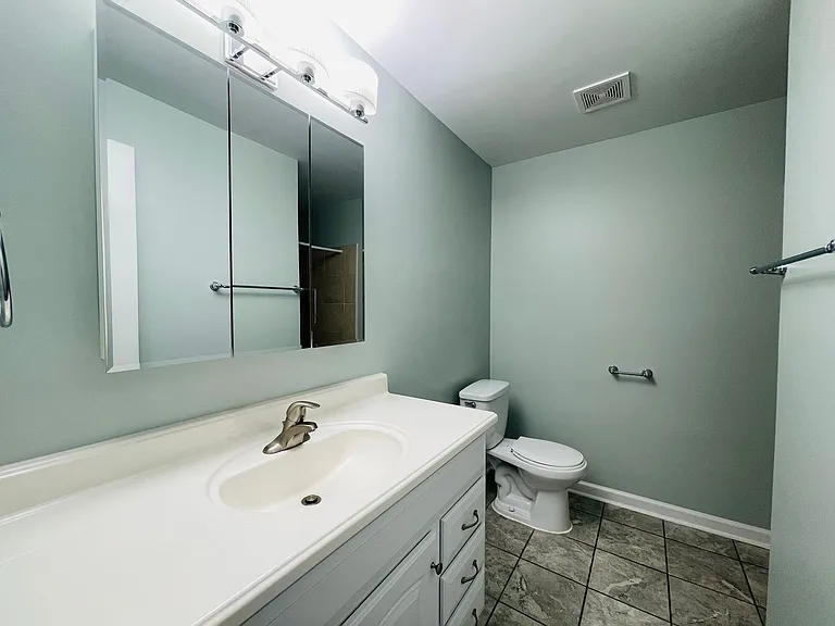 202 Chesterfield Ln #101 — Photo 13