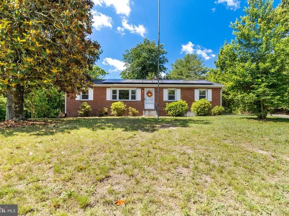 26258 Three Notch Rd, Mechanicsville, MD 20659