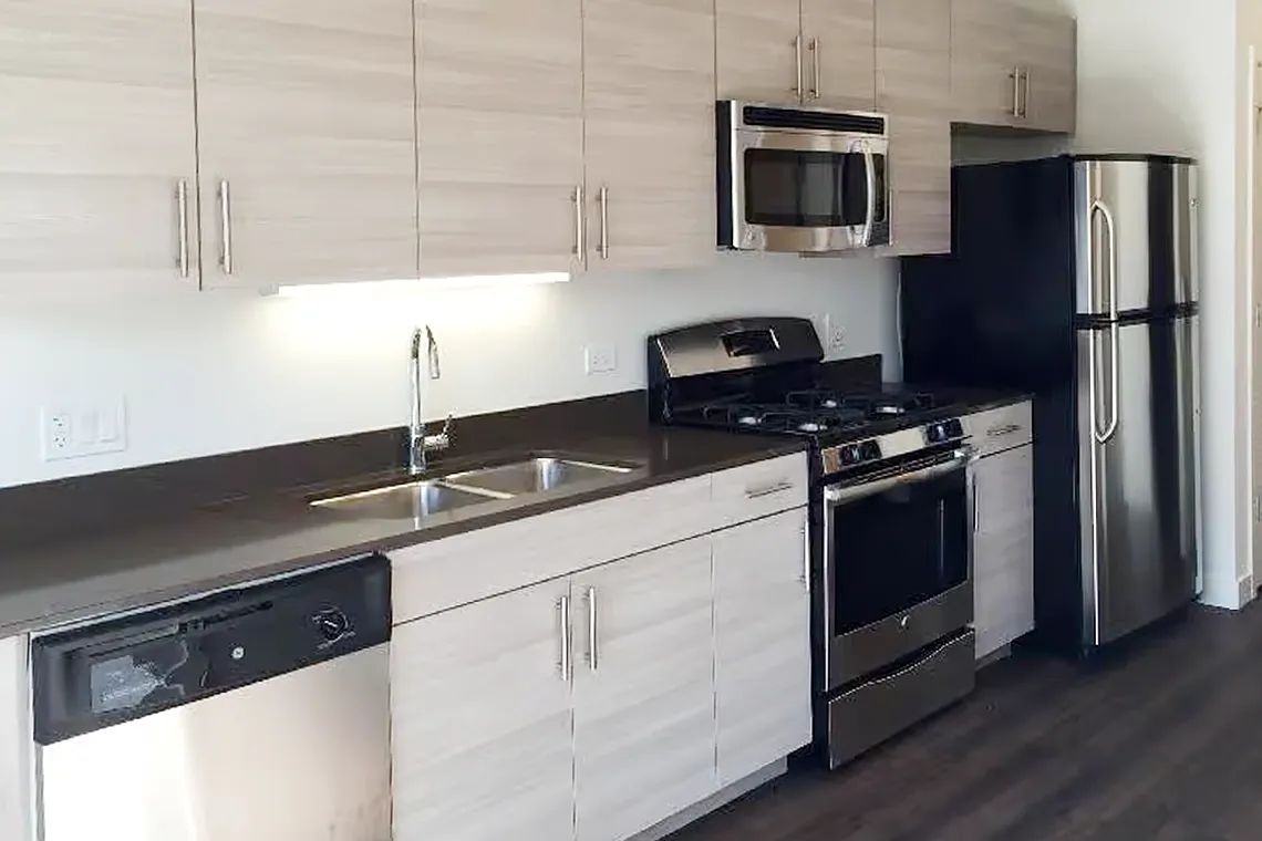 Studio, 632 sqft, $2,843 — Photo 4