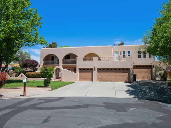 1307 Camino Amparo NW, Albuquerque, NM 87107