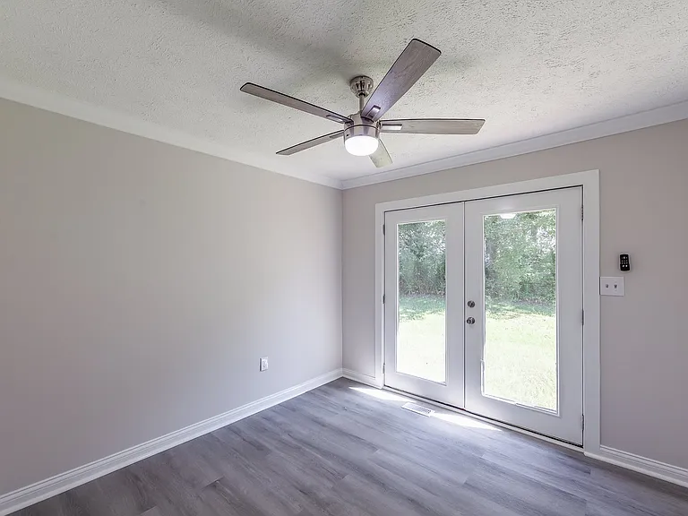 28 Falcon Rd — Photo 11