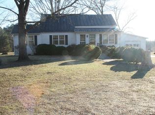 309 Robertsons Siding Rd, Crewe, VA 23930