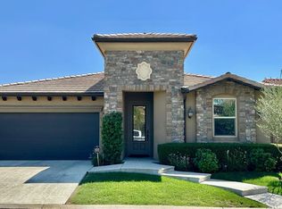 11350 N Via Napoli Dr, Fresno, CA