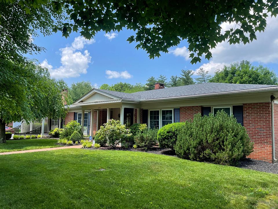 1st image of 243 Eastridge Dr