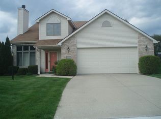 8025 Grassland Ct, Fort Wayne, IN 46825