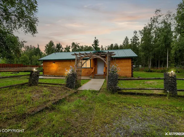 20961 S Birchwood Loop Rd, Chugiak, AK 99567