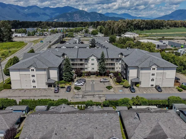 7694 Evans Rd #106, Chilliwack, BC V2R 3W3