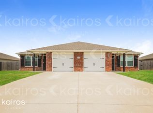 3909 E Thomas St #A, Siloam Springs, AR 72761