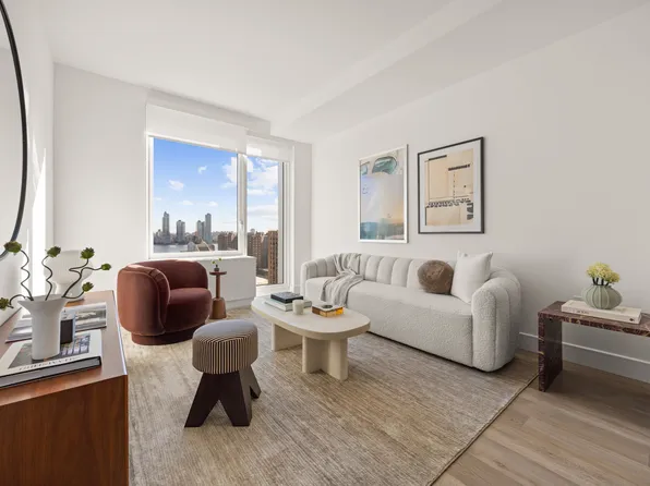 644 East 14th Street image 1 of 16