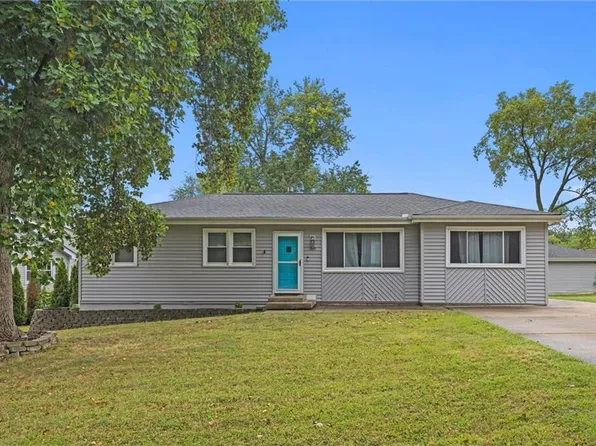 7249 Ridge Ave, Kansas City, KS 66111