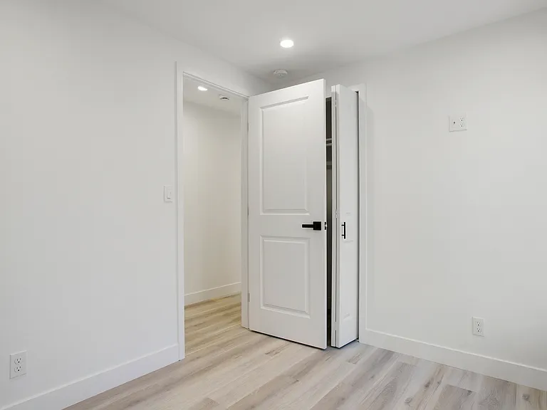 8101 Larson Avenue — Photo 8