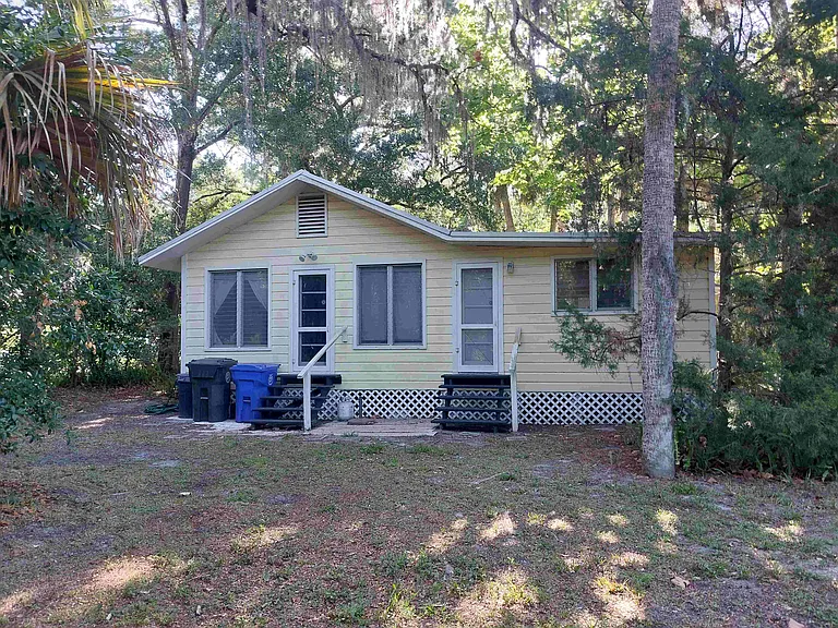 Rear Entrances to Back Bedroom and Kitchen