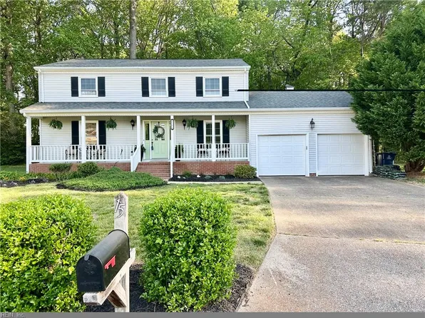 15 Willis Ct, Poquoson, VA 23662