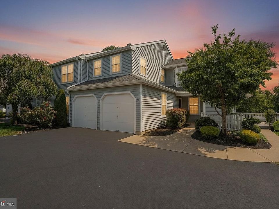 1st image of 669 Rose Hollow Dr #A