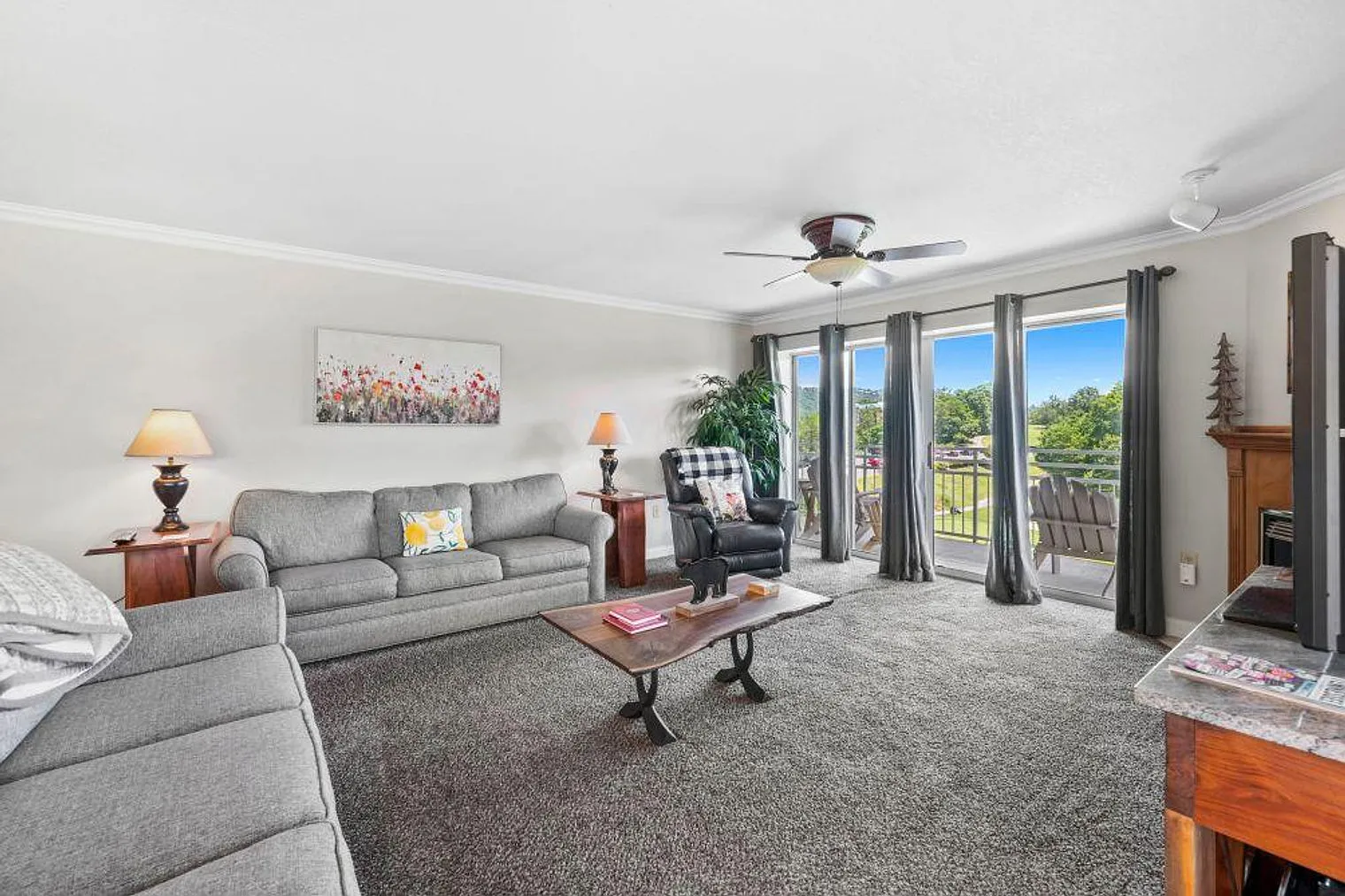 2 bed, 2.0 bath, 1356 sqft, $4,387 — Photo 1