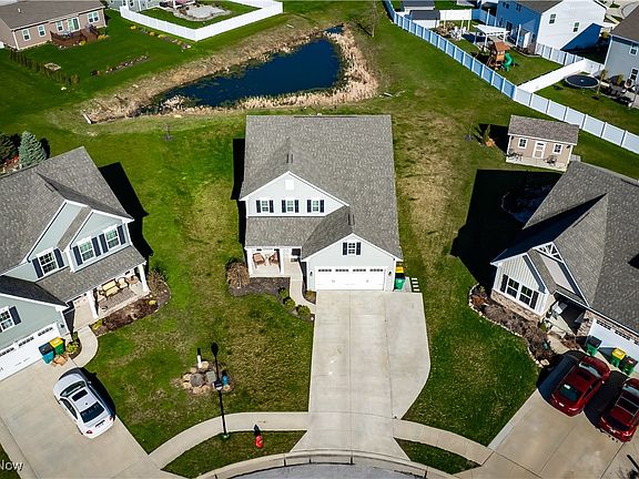 4th image of 526 Belglove Pl