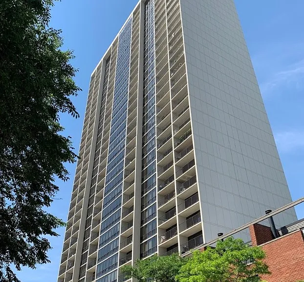 1636 N Wells St #3004 — Photo 1