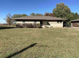 11220 Lk&w Rd, Leonardville, KS 66449