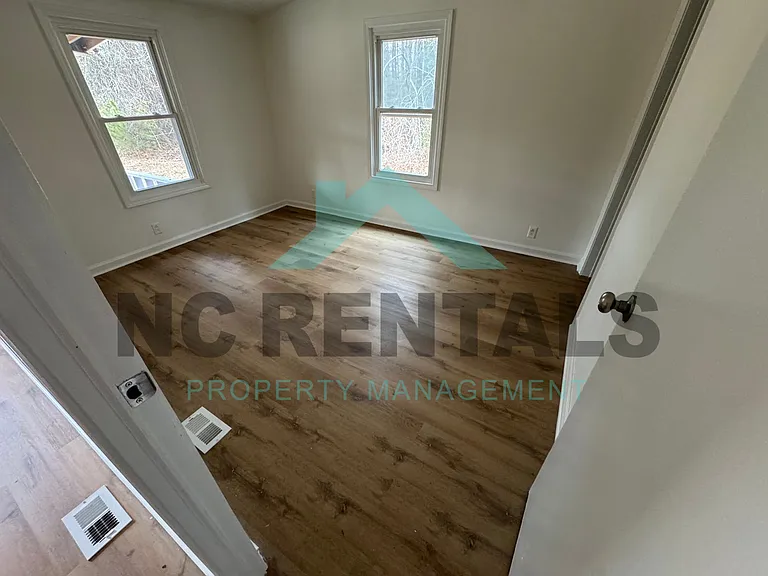919 Clarence McKeithan Rd — Photo 15