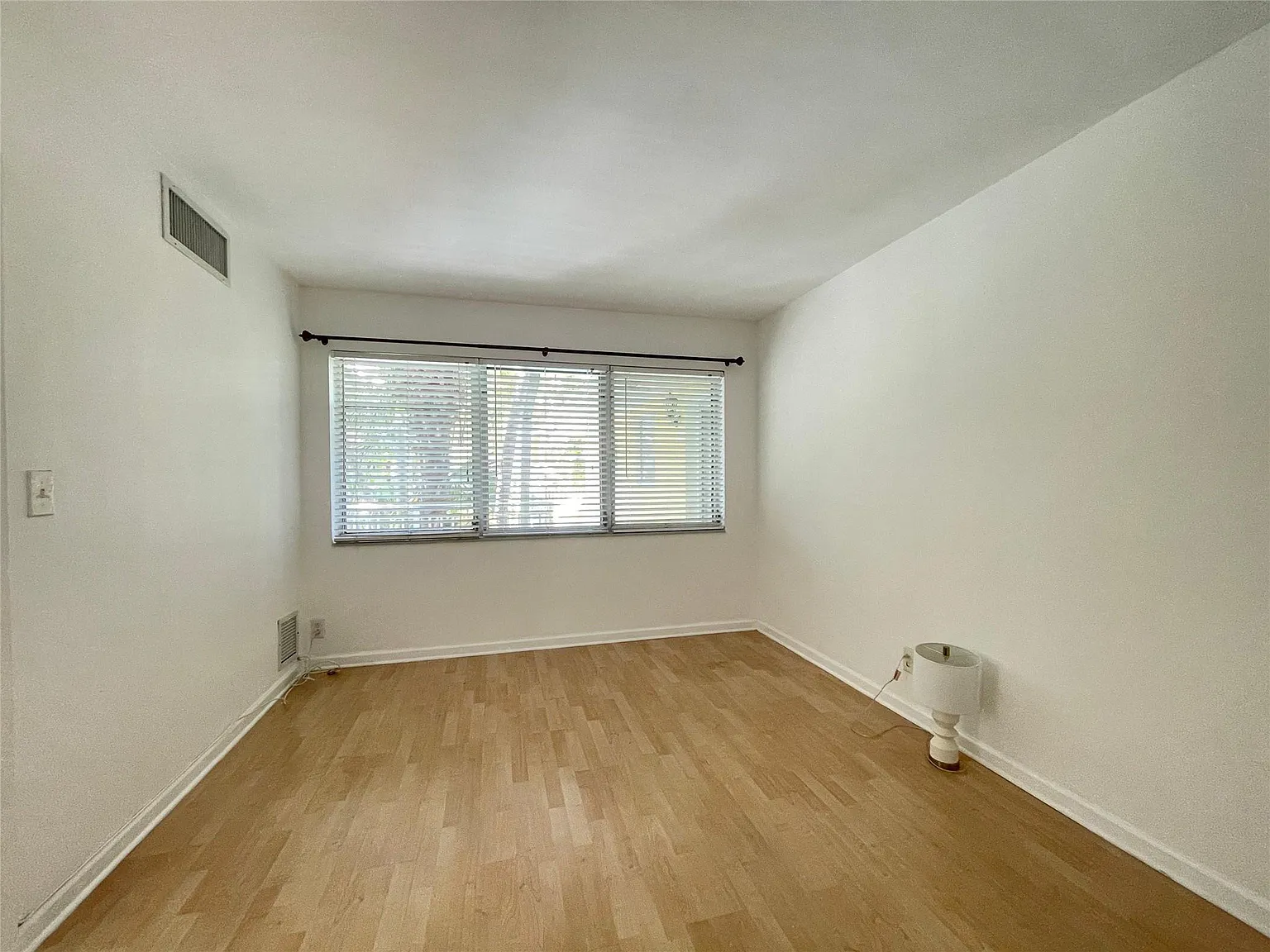 1 bed, 1.0 bath, 600 sqft, $1,800 — Photo 4