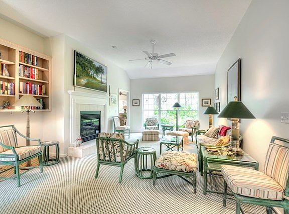 5th image of 120 Hillcrest Ct