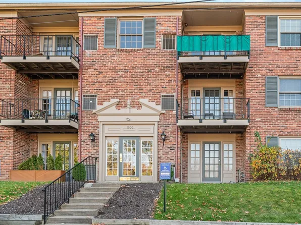 1000 Margarite Dr APT G, Pittsburgh, PA 15216