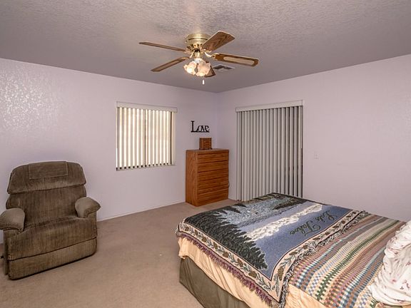 5th image of 3186 Locust Blvd