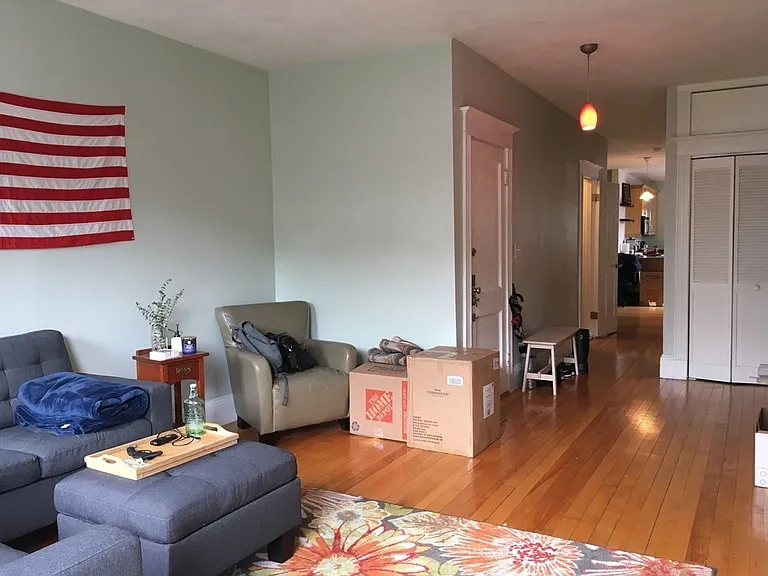 37 Park Vale Ave #4 — Photo 4