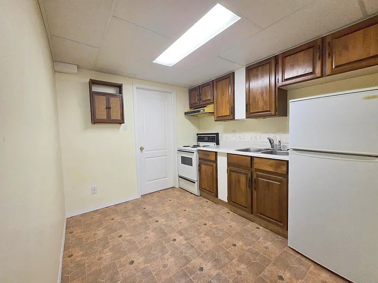8820 Meadowlark Rd NW — Photo 17