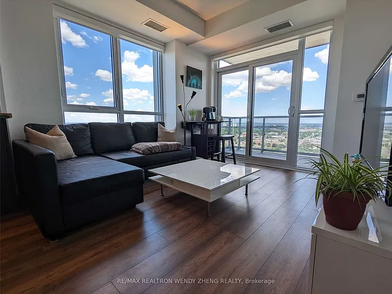 225 Village Green Sq #2602 — Photo 7