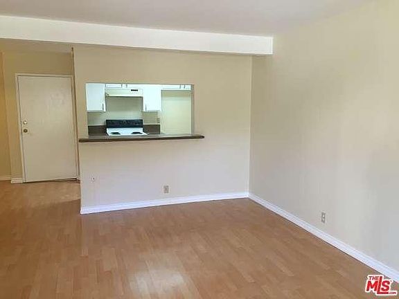 3rd image of 5460 White Oak Ave Unit A123