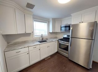 906 E Clark St #B, Crown Pt, IN 46307