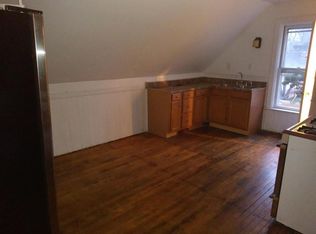 202 1/2 Tremont St, Michigan City, IN