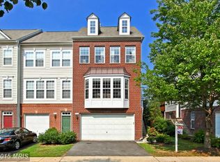 4116 River Forth Dr, Fairfax, VA 22030