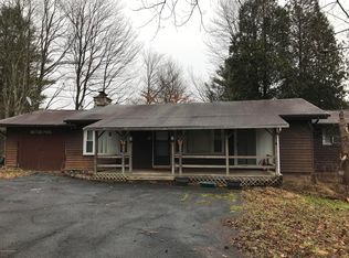 108 Acorn Ln, Blakeslee, PA 18610