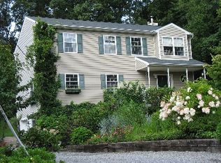 334 Division St, Sag Harbor, NY 11963