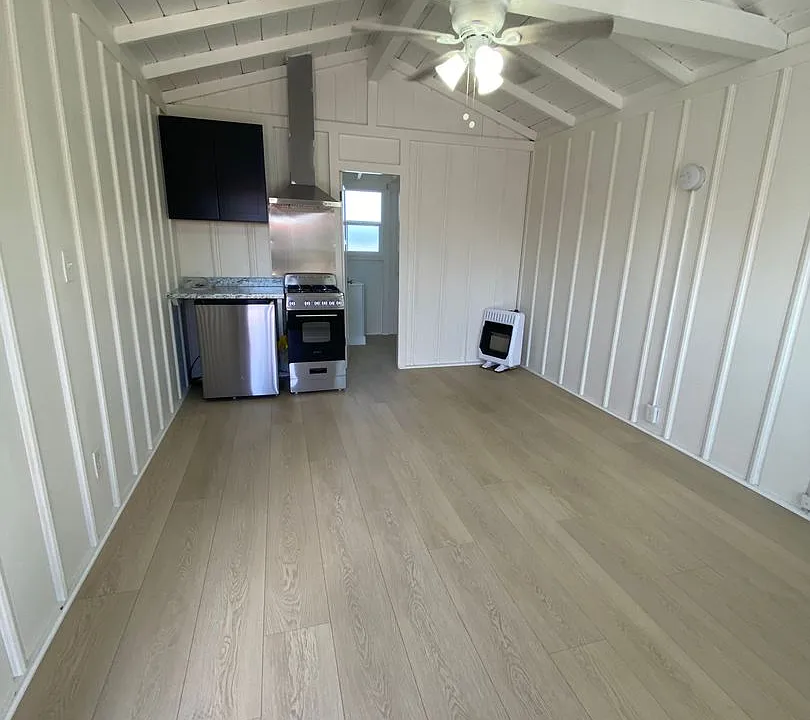 4432 Pacific Hwy #23