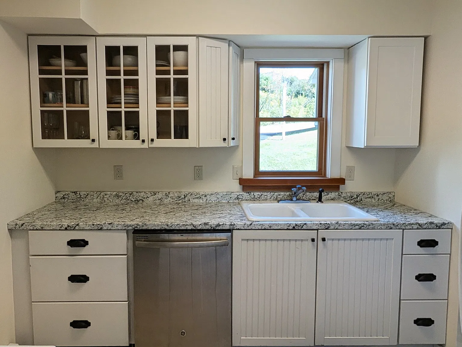200 Acorn Dr — Photo 4