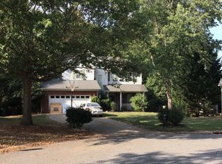 3917 Windsorwood Ct, Matthews, NC 28105