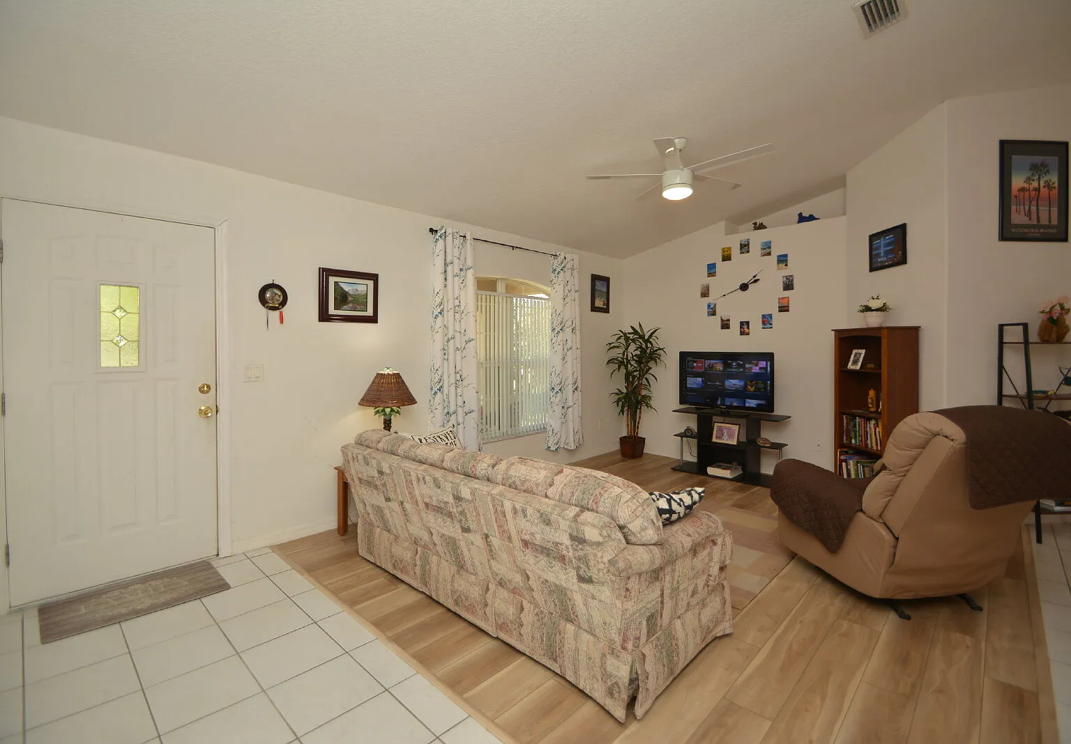 3 bed, 2.0 bath, 1411 sqft, $1,950 — Photo 2