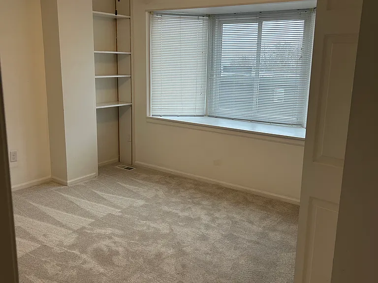 3215 Grand Ave — Photo 12