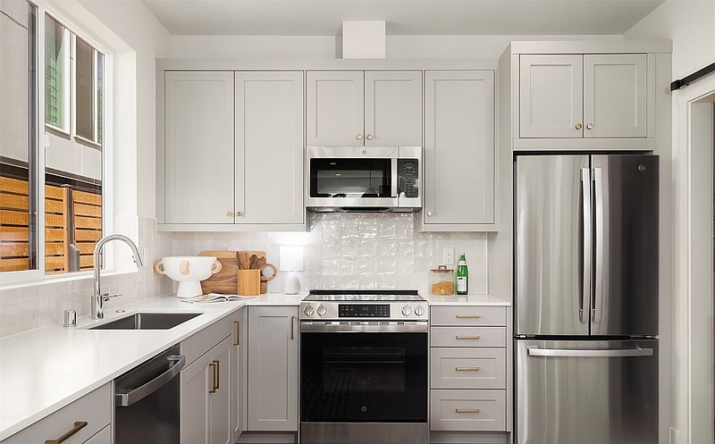 4th image of 3444 13th Avenue W #C