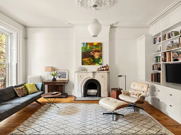 18 Sterling Place image 1 of 18