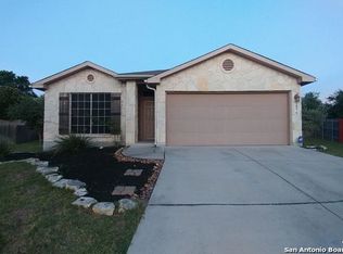 2976 Red Tip Dr, Schertz, TX 78108