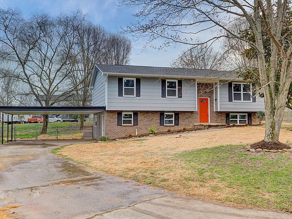 3rd image of 6404 Chevas Cir