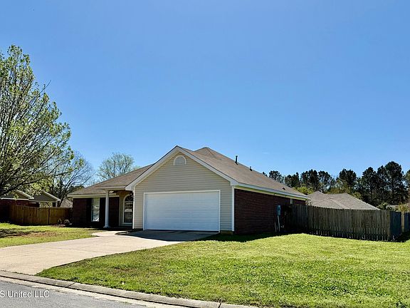 3rd image of 500 Ridgeway Dr