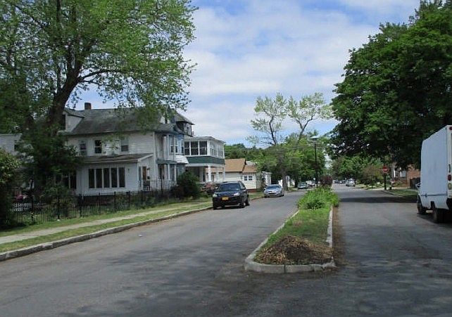 2nd image of 485 7th Ave